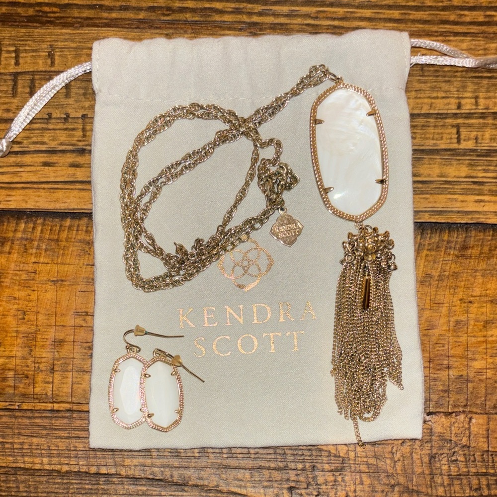 Kendra Scott Gold and Cream Jewelry Set